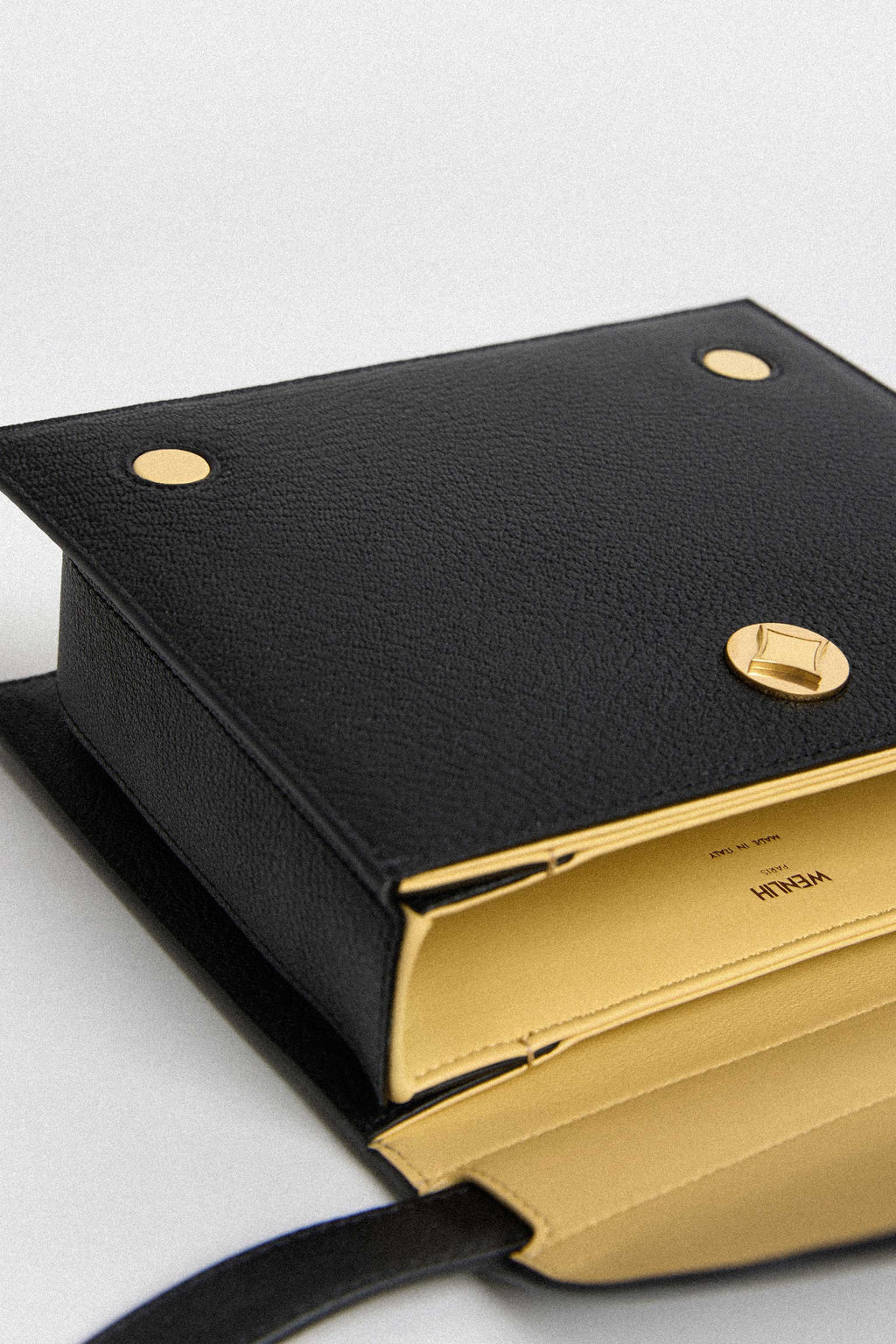 EDITION NOIR NUIT CHEVRE