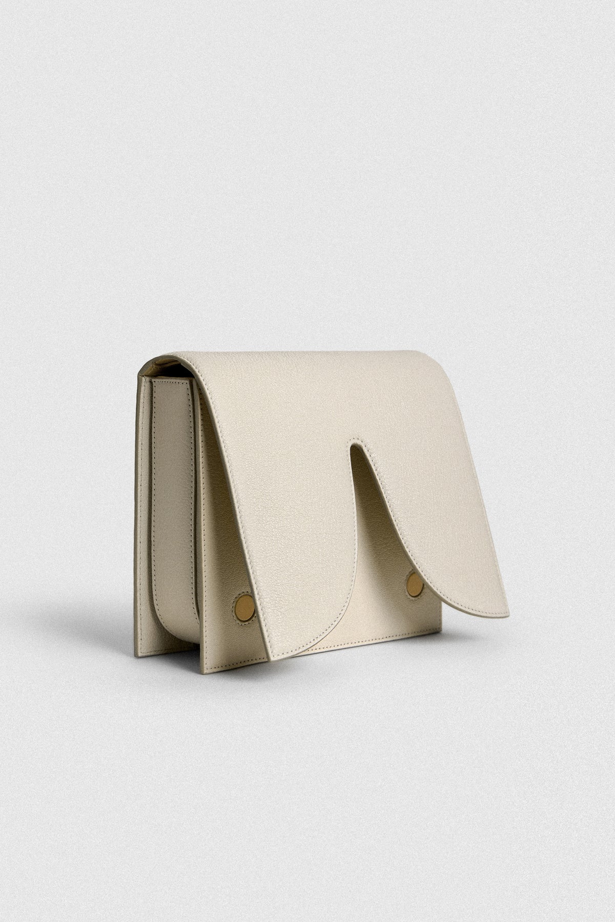 PARCHMENT WHITE GOATSKIN EDITION