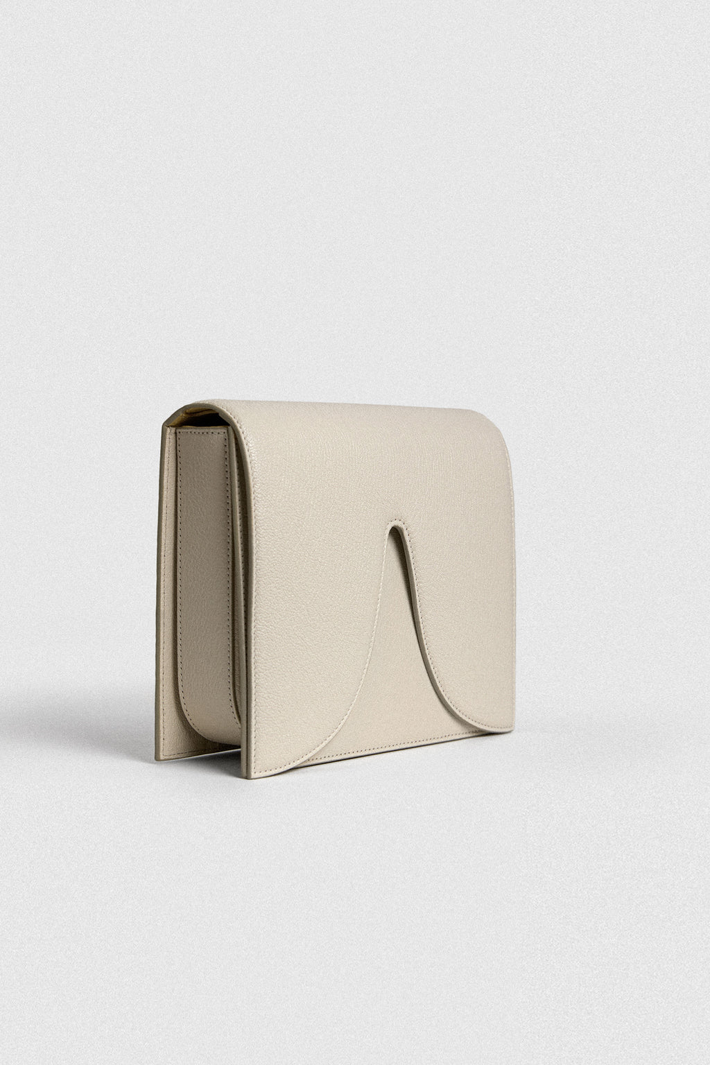 PARCHMENT WHITE GOATSKIN EDITION